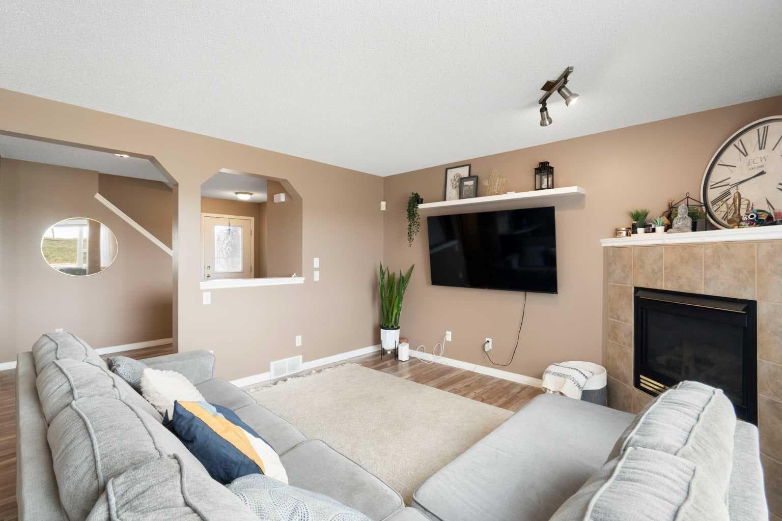 459 Citadel Meadow Bay NW