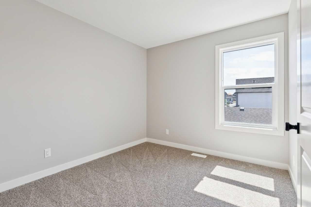45 Silverton Glen Way SW
