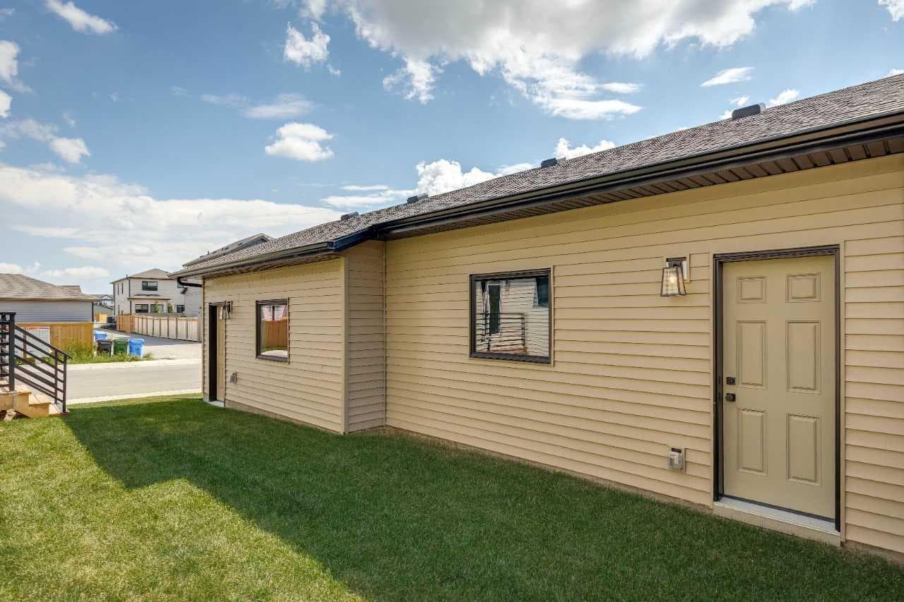 45 Silverton Glen Way SW