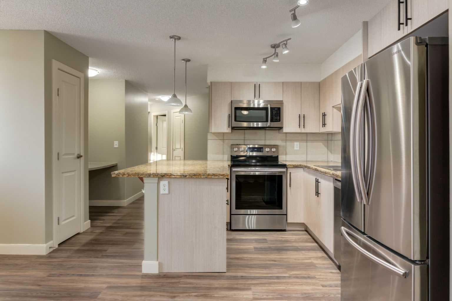 301, 108 Country Village Circle NE