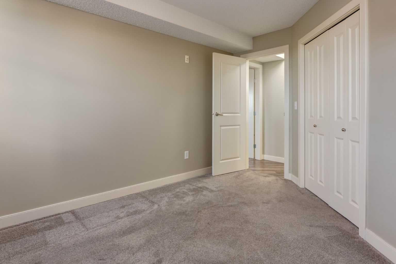 301, 108 Country Village Circle NE