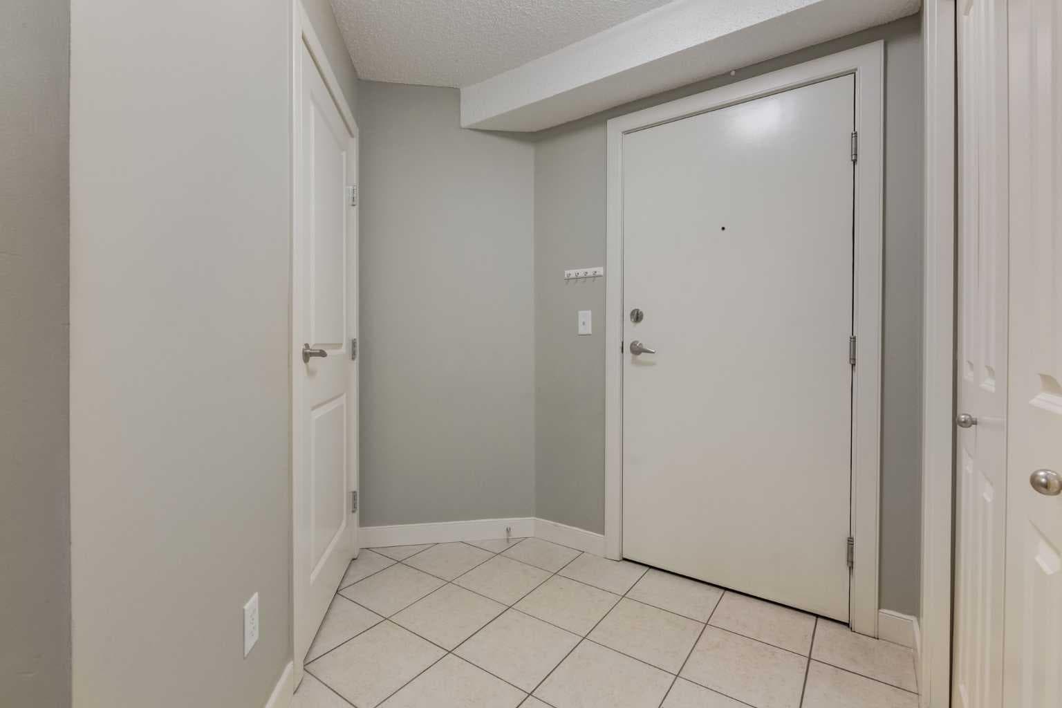 301, 108 Country Village Circle NE