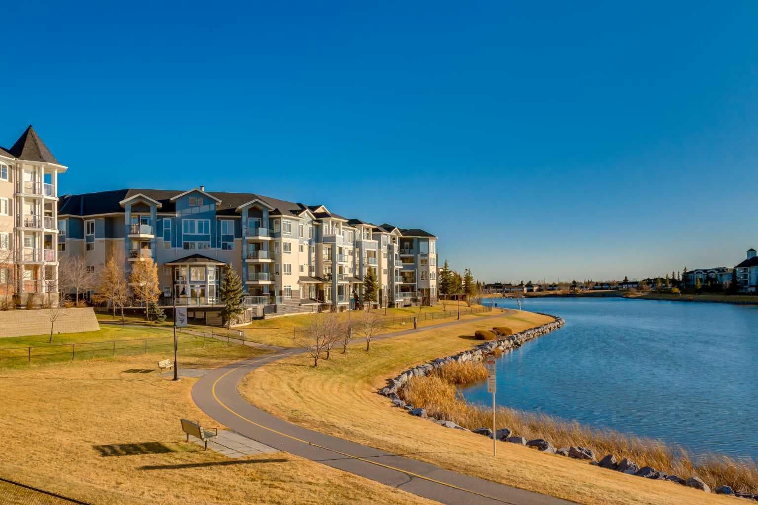 301, 108 Country Village Circle NE