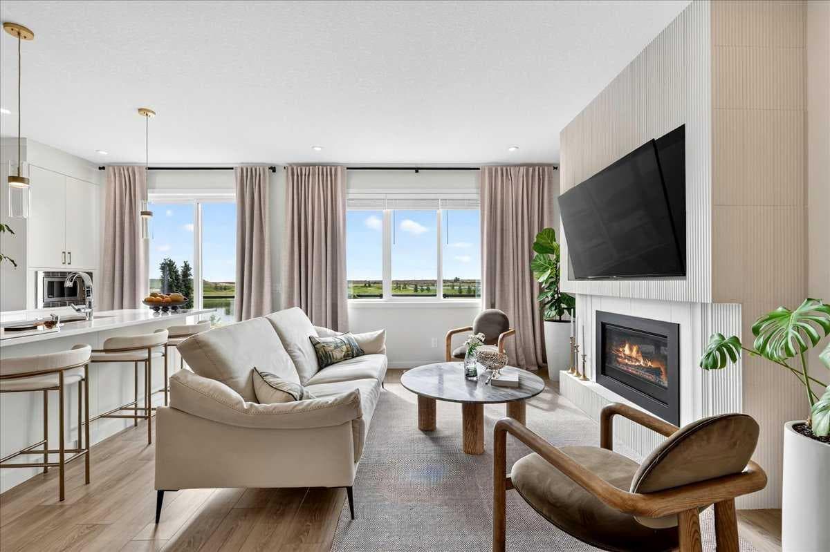 90 Savoy Landing SE