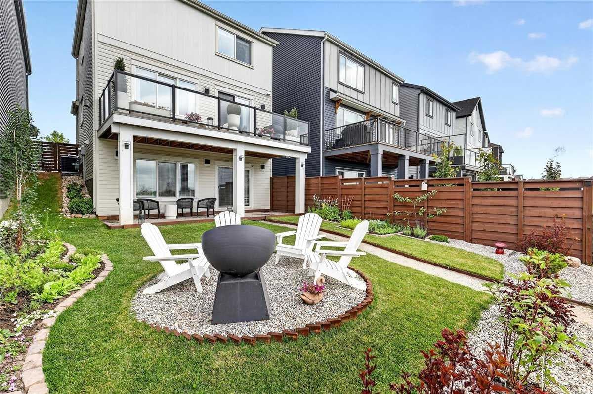 90 Savoy Landing SE