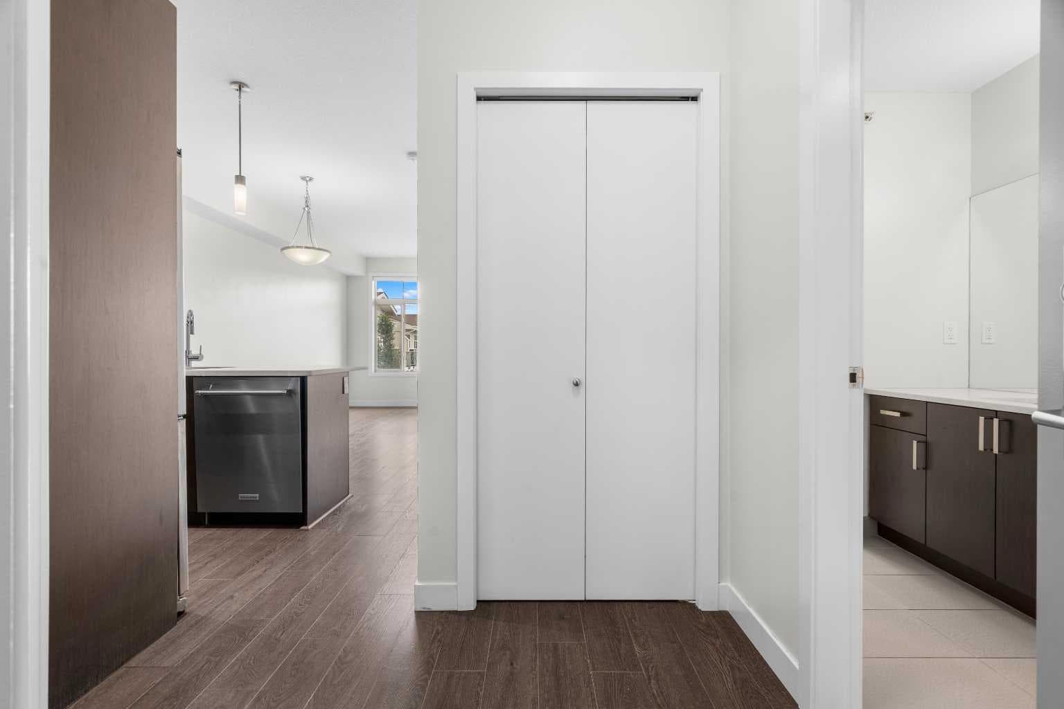 411, 28 Auburn Bay Link SE