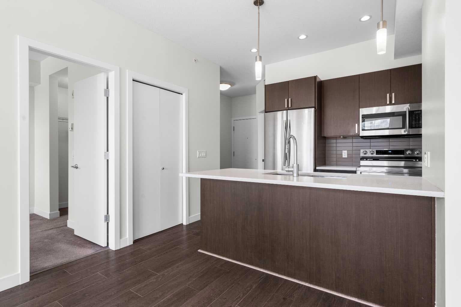 411, 28 Auburn Bay Link SE