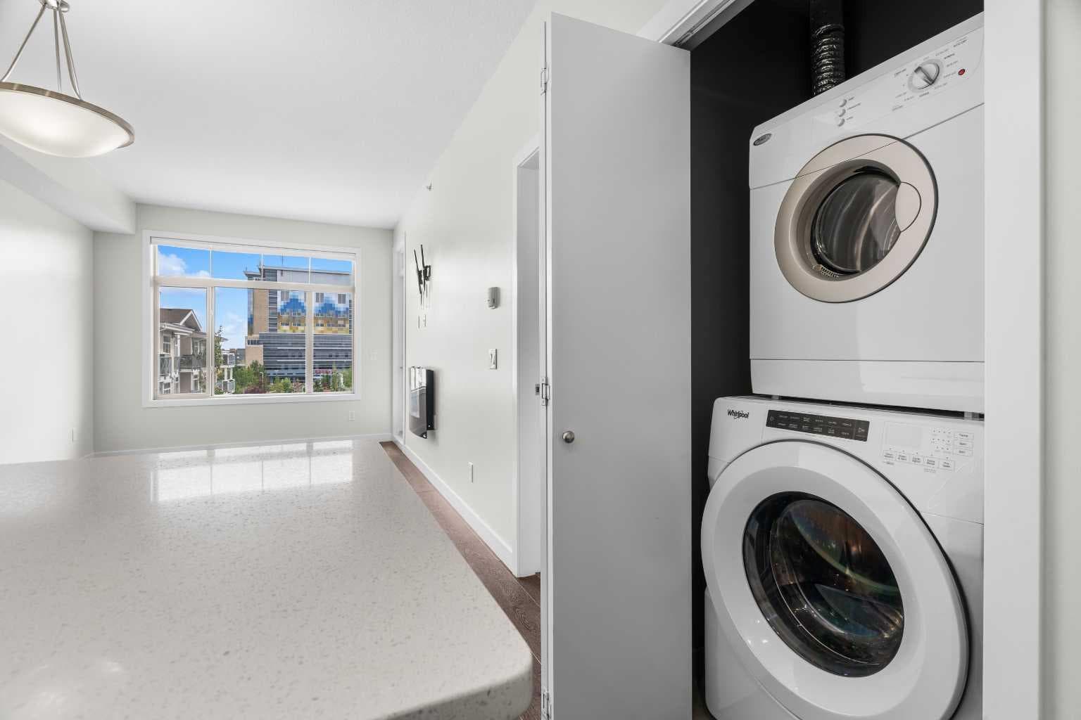 411, 28 Auburn Bay Link SE