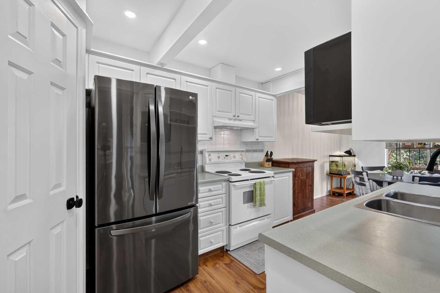 37 Beddington Gardens NE