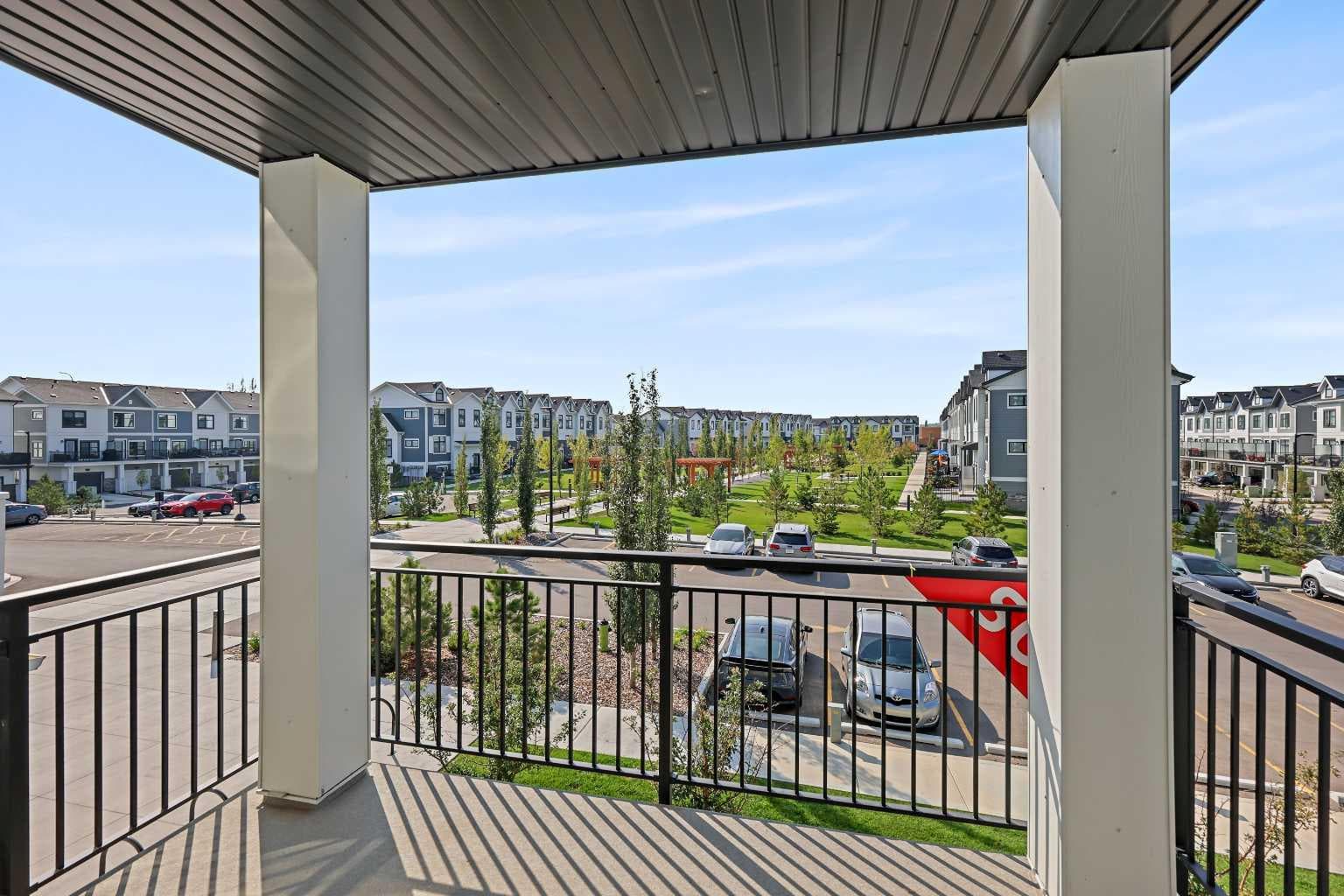 216, 255 Les Jardins Park SE