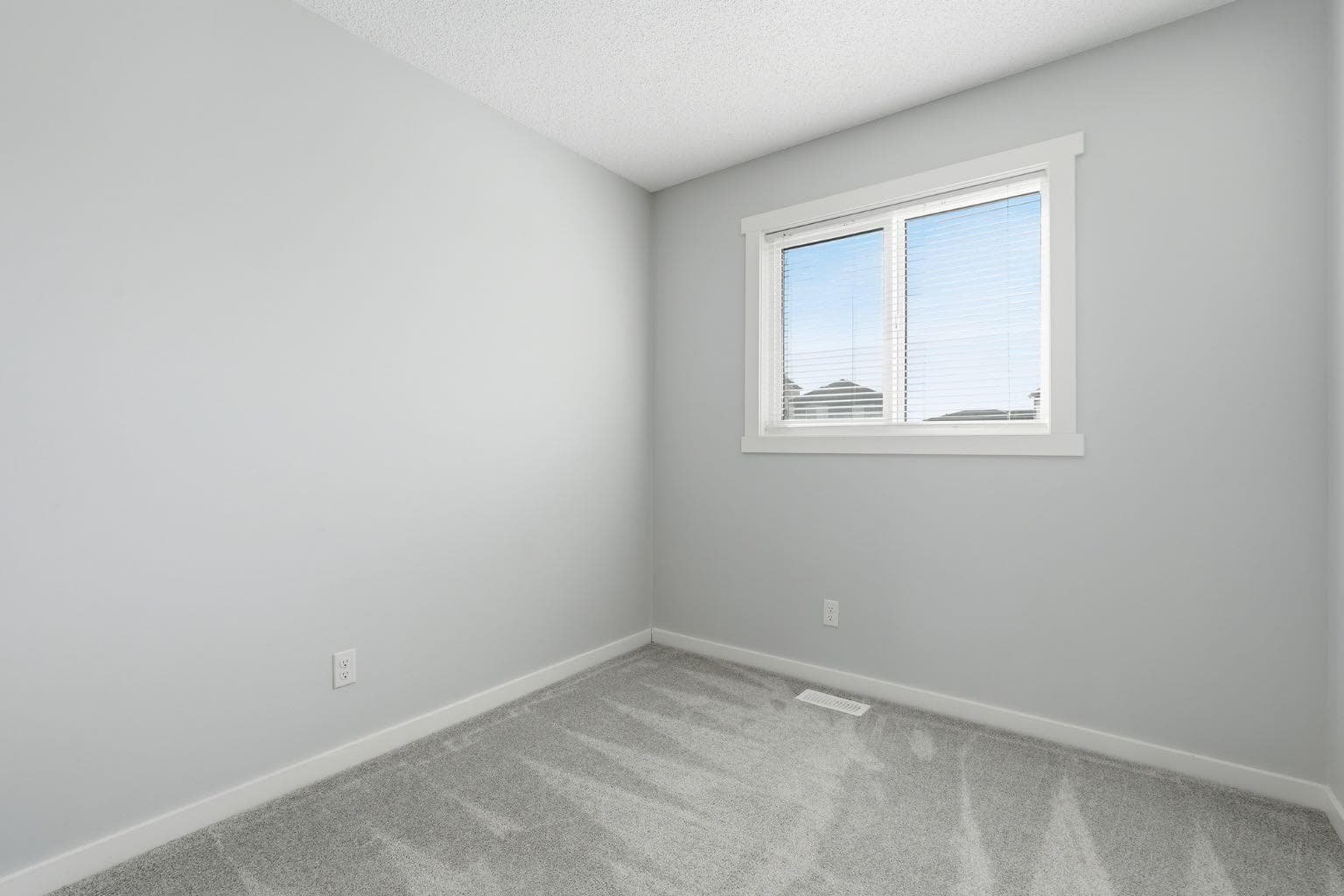 141 Belmont Drive SW