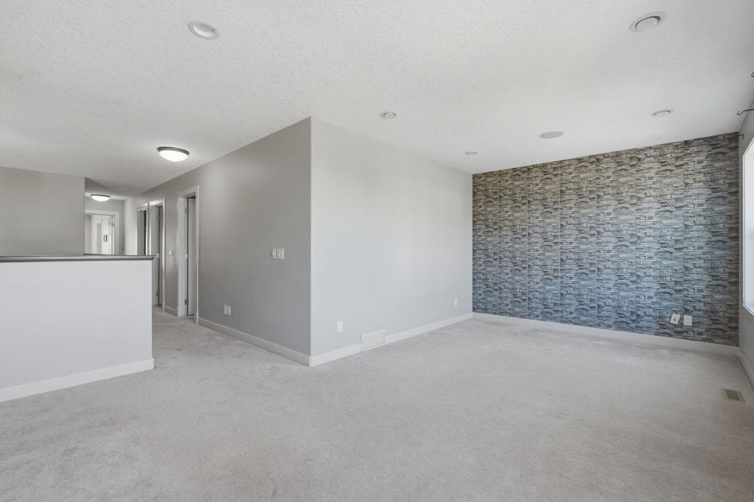 7 Copperleaf Terrace SE