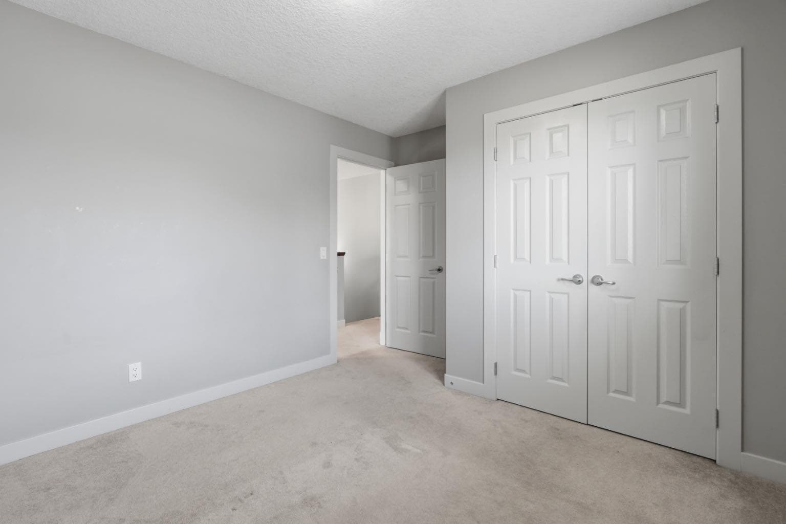 7 Copperleaf Terrace SE