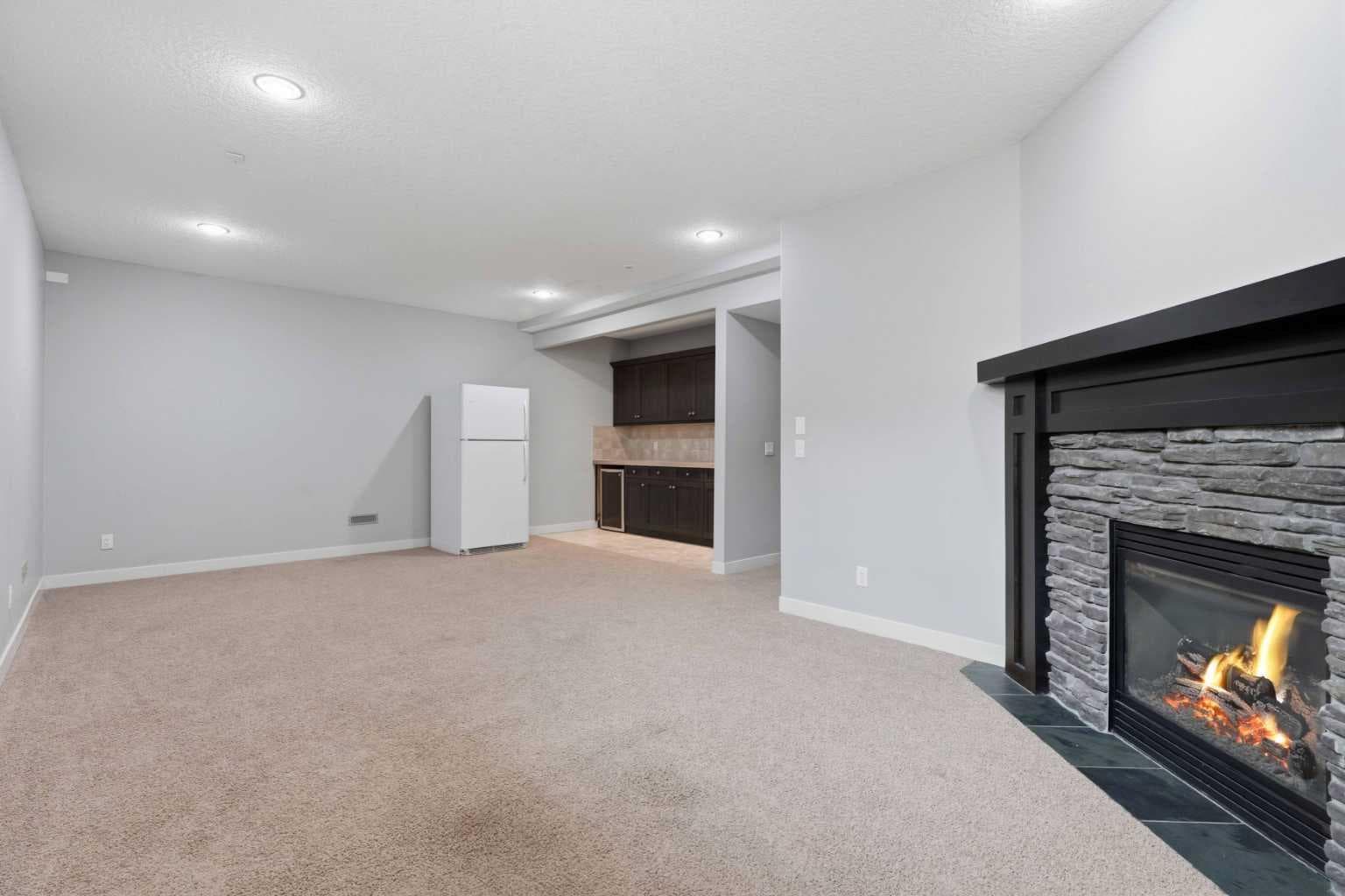 7 Copperleaf Terrace SE