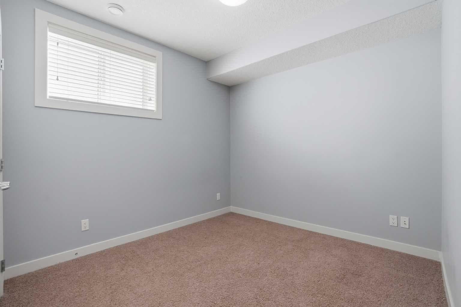 7 Copperleaf Terrace SE