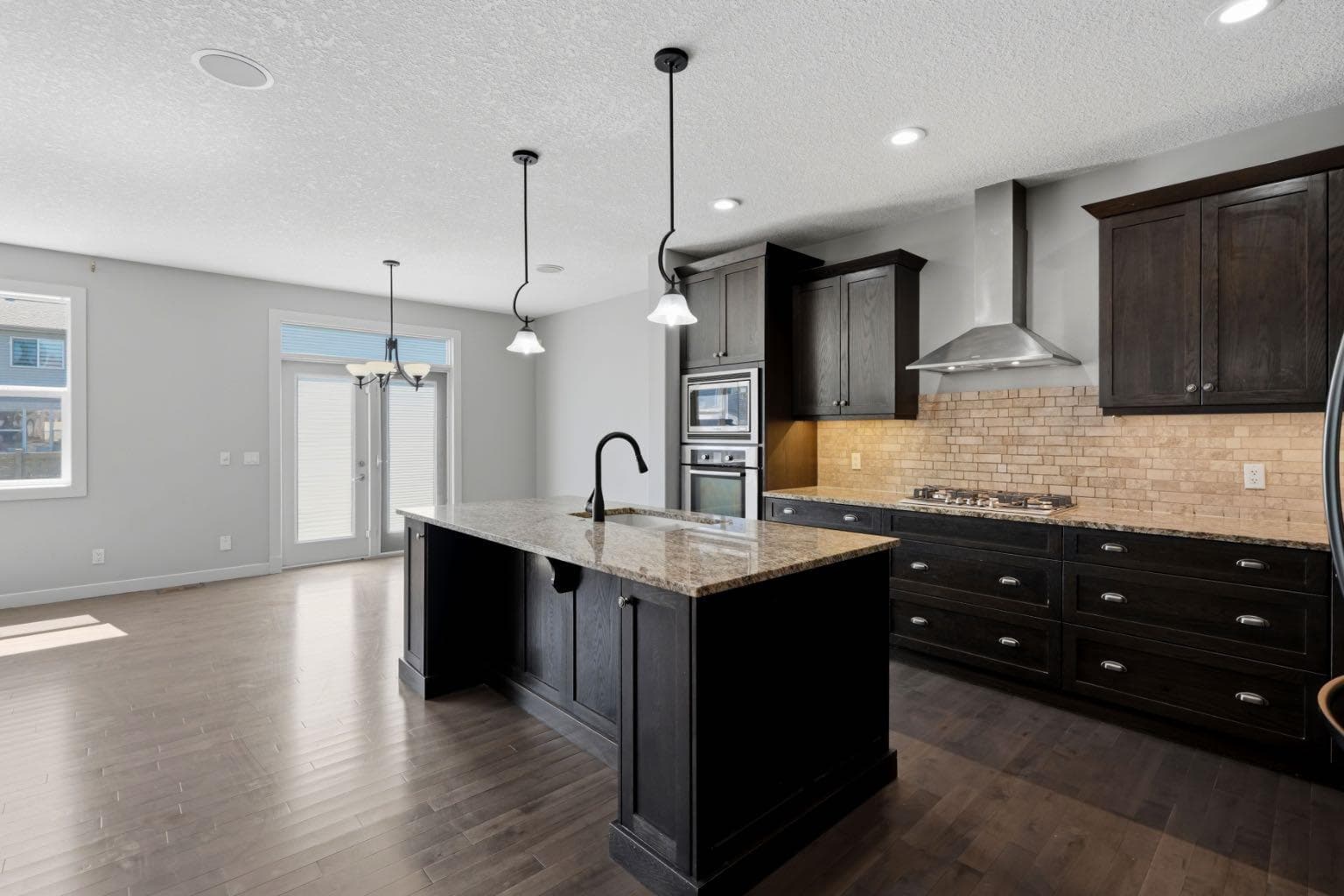 7 Copperleaf Terrace SE