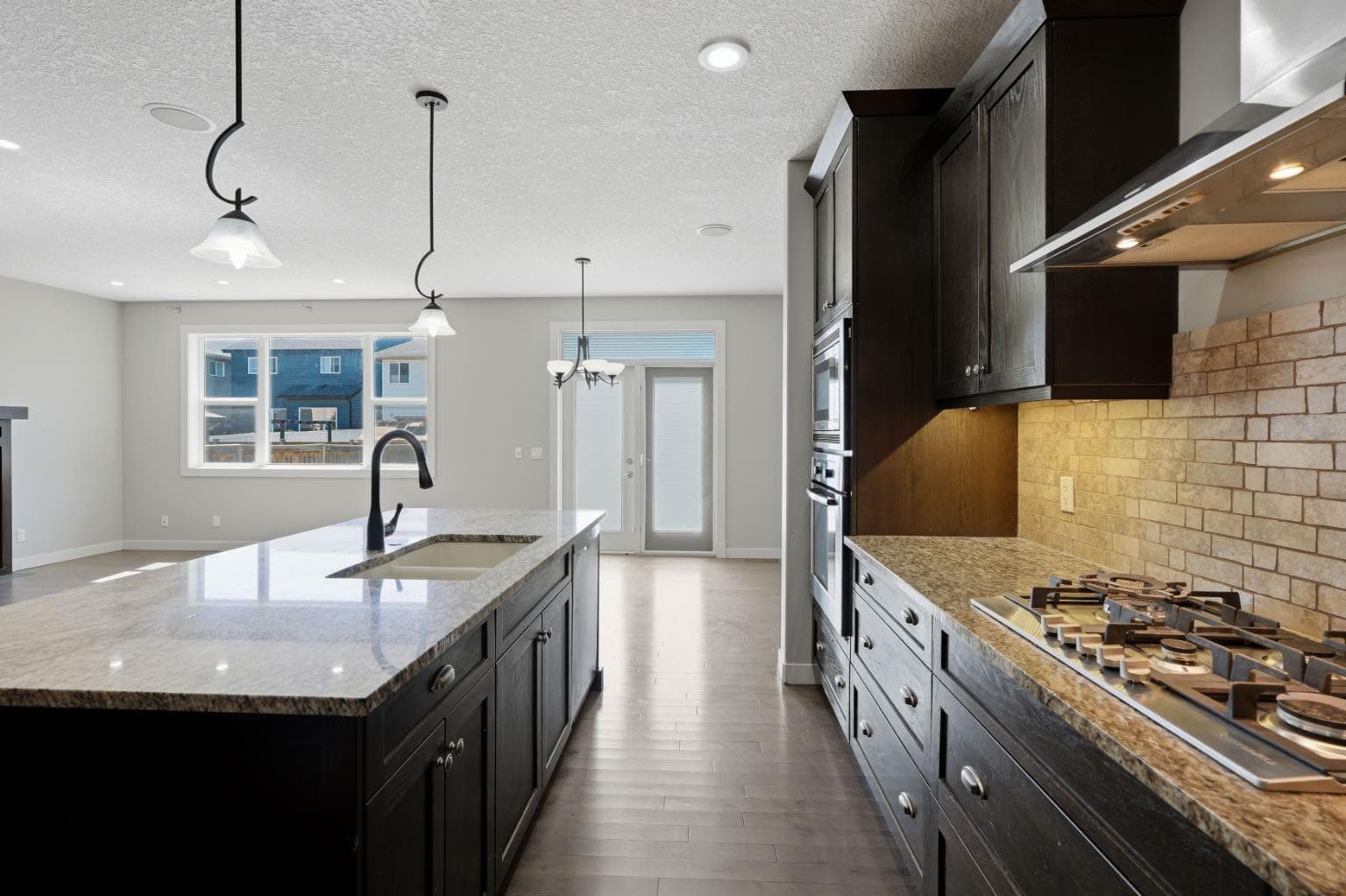 7 Copperleaf Terrace SE