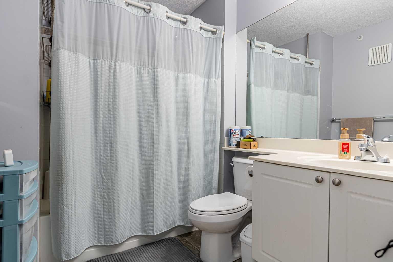 407, 9 Country Village Bay NE