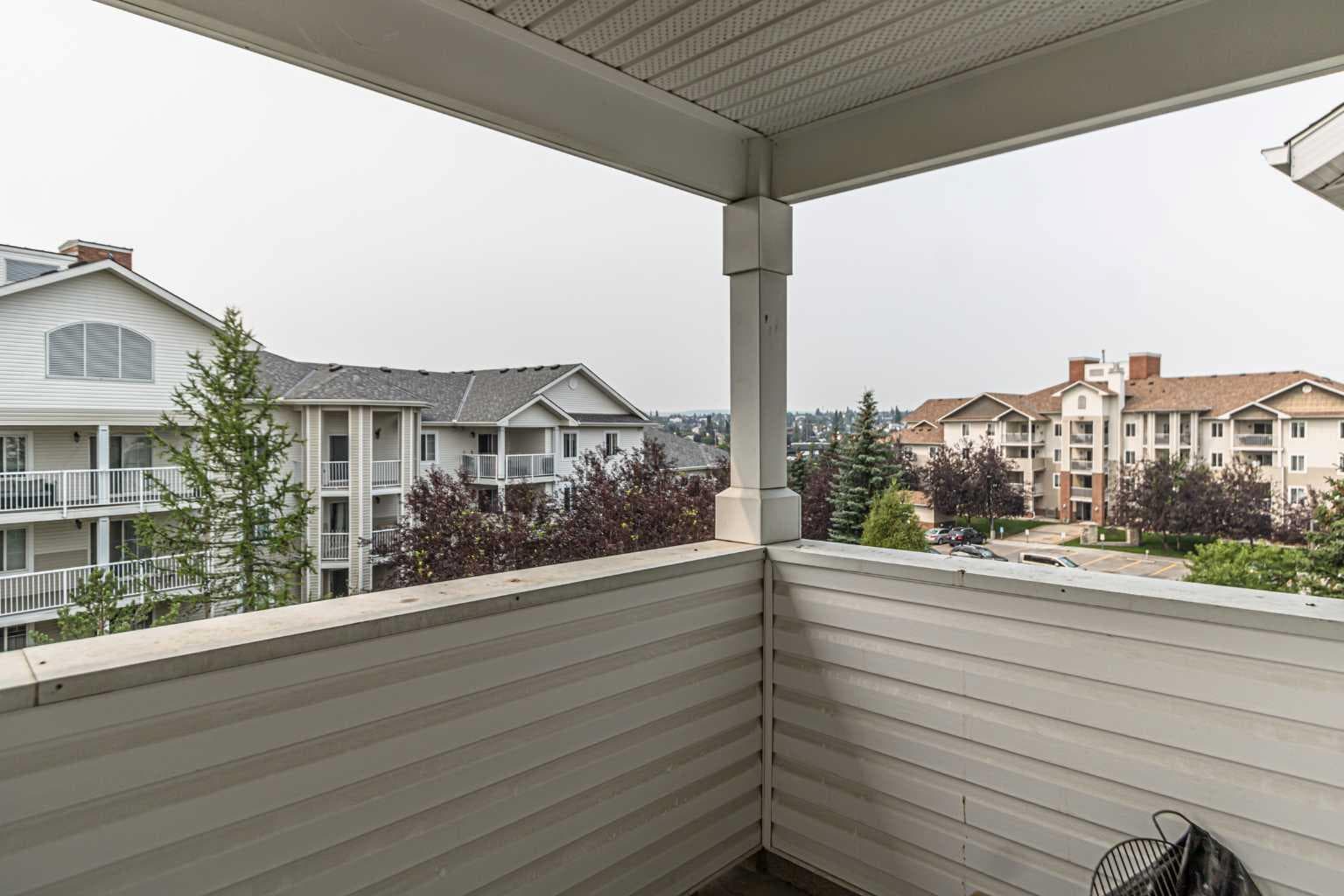 407, 9 Country Village Bay NE