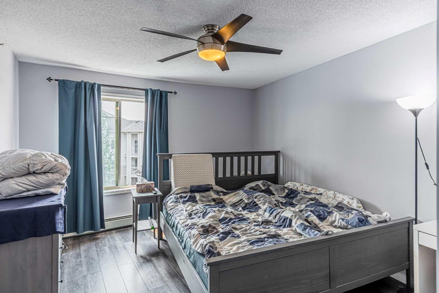 407, 9 Country Village Bay NE