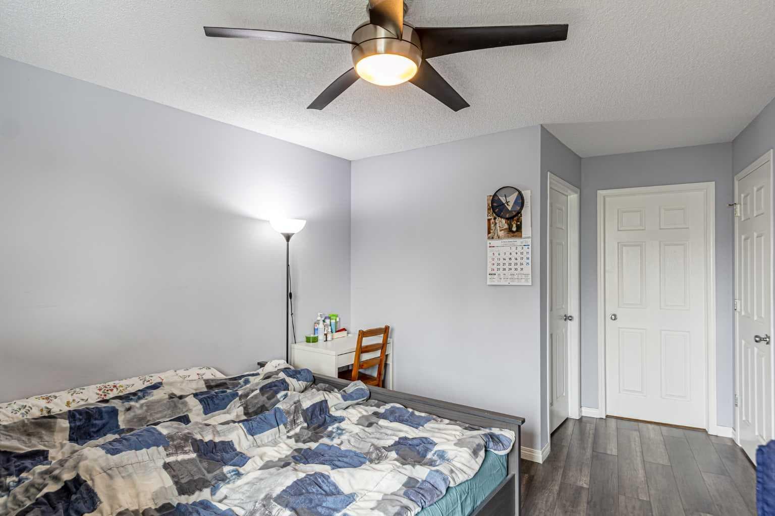 407, 9 Country Village Bay NE