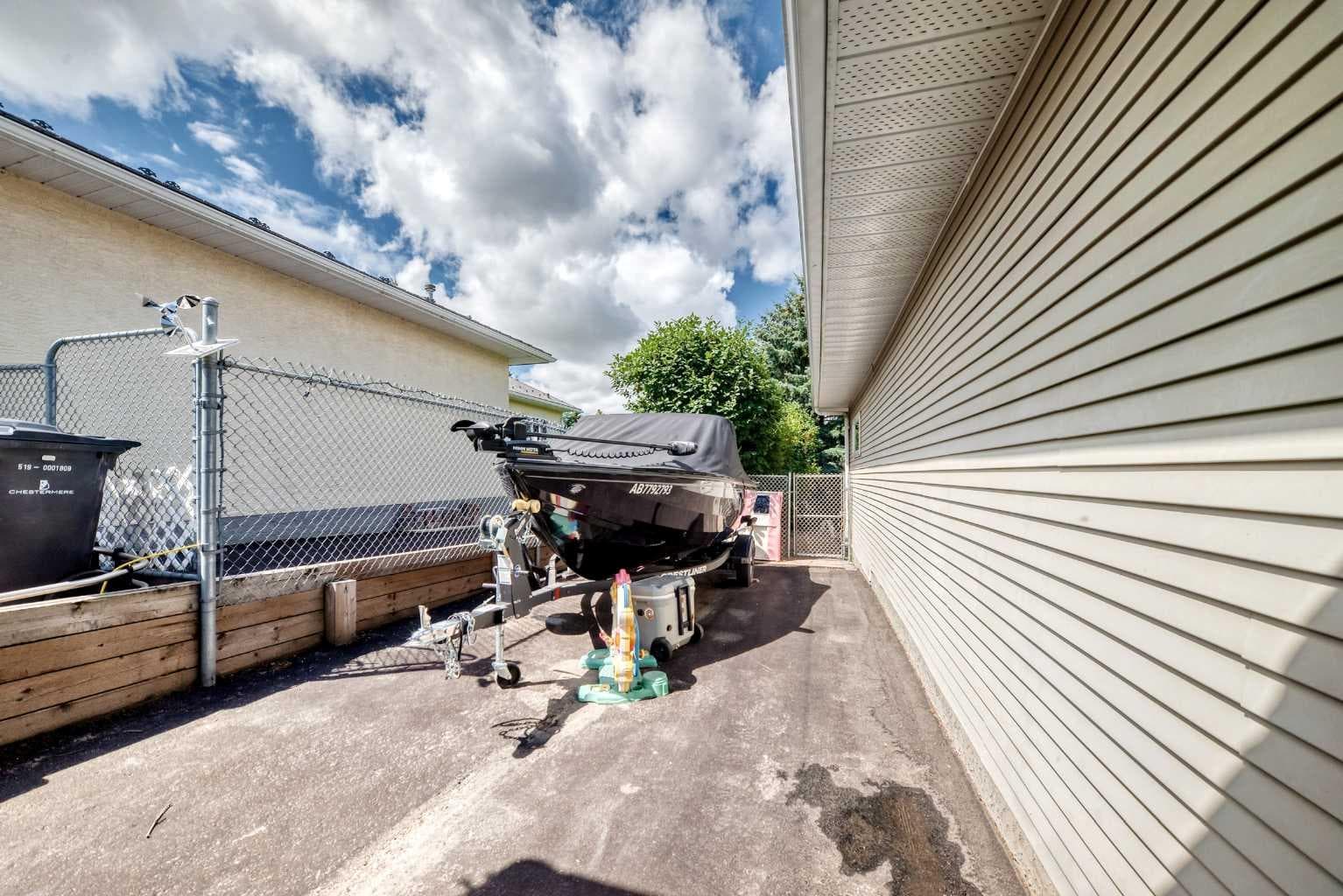 777 EAST LAKEVIEW Road 