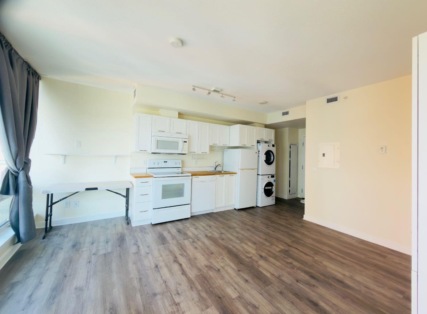1509, 3820 Brentwood Road NW