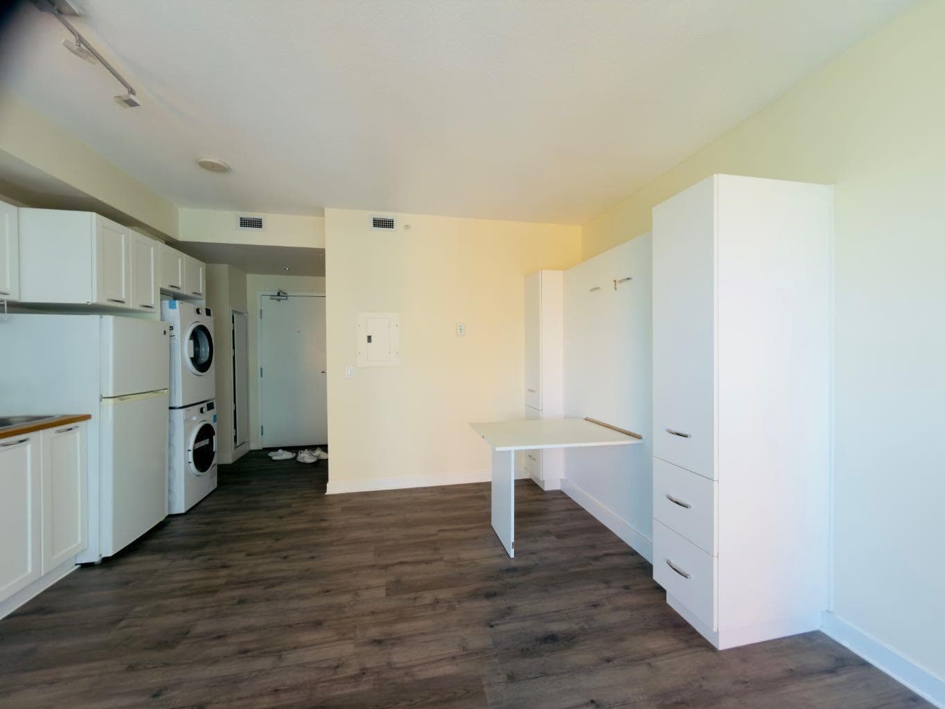 1509, 3820 Brentwood Road NW