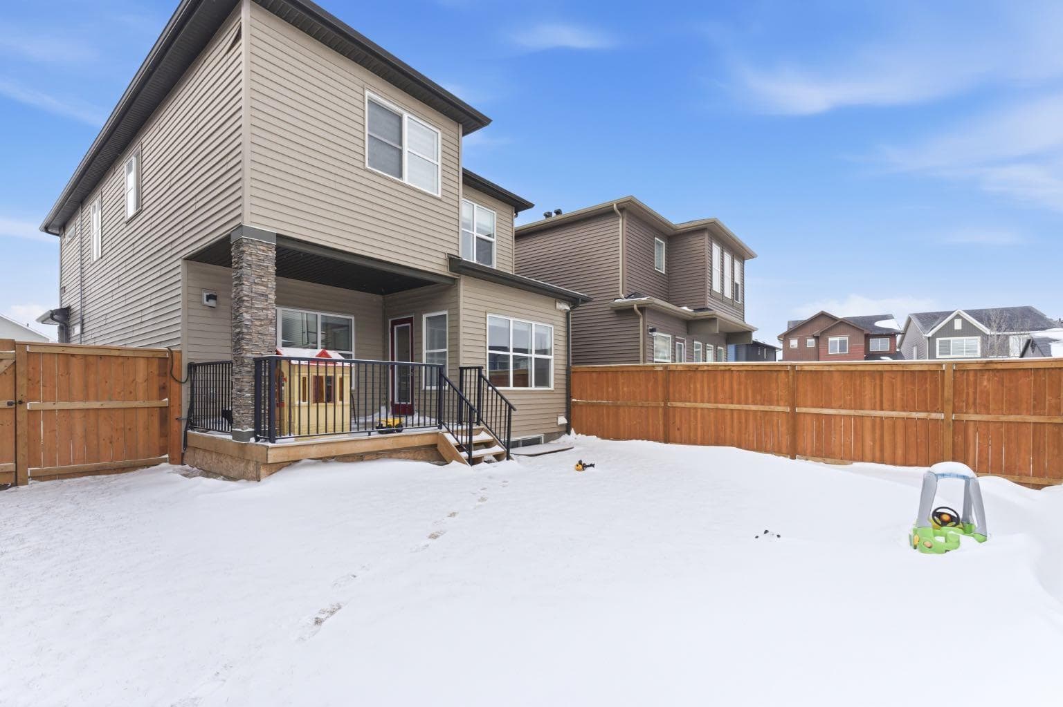 14 Belvedere Point SE