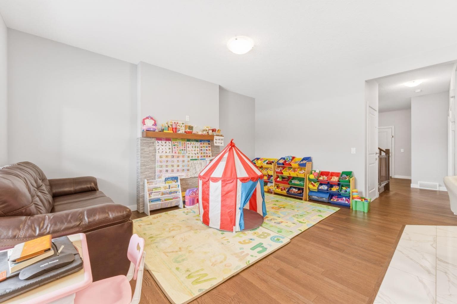 14 Belvedere Point SE