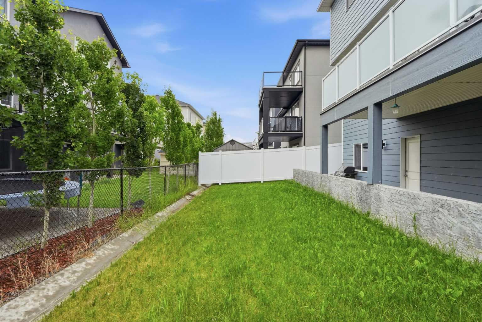 111 Kinniburgh Place 