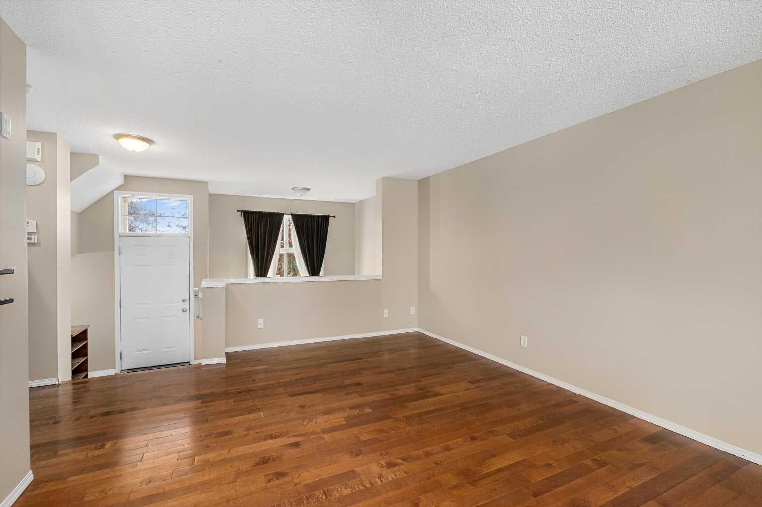 205 Mckenzie Towne Gate SE