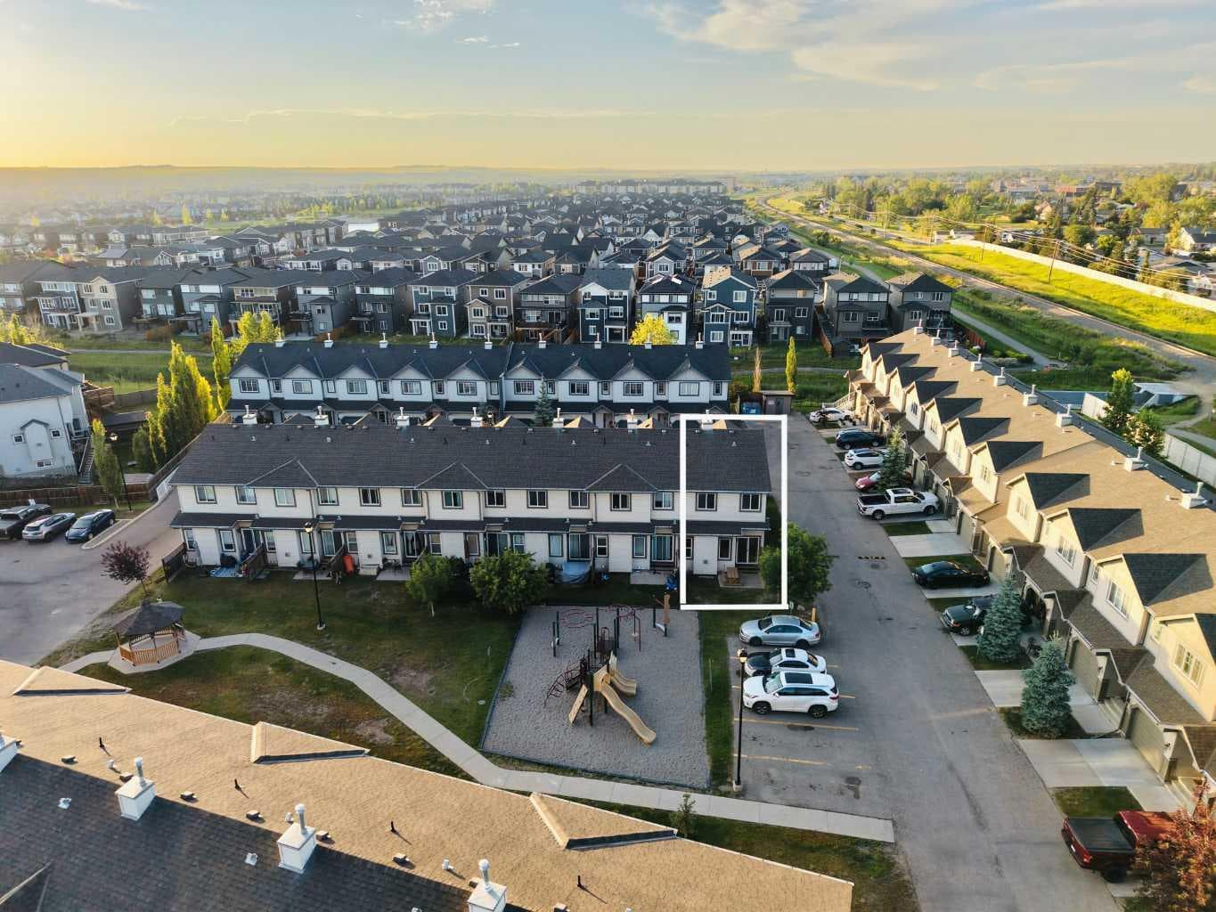 207, 620 Luxstone Landing SW