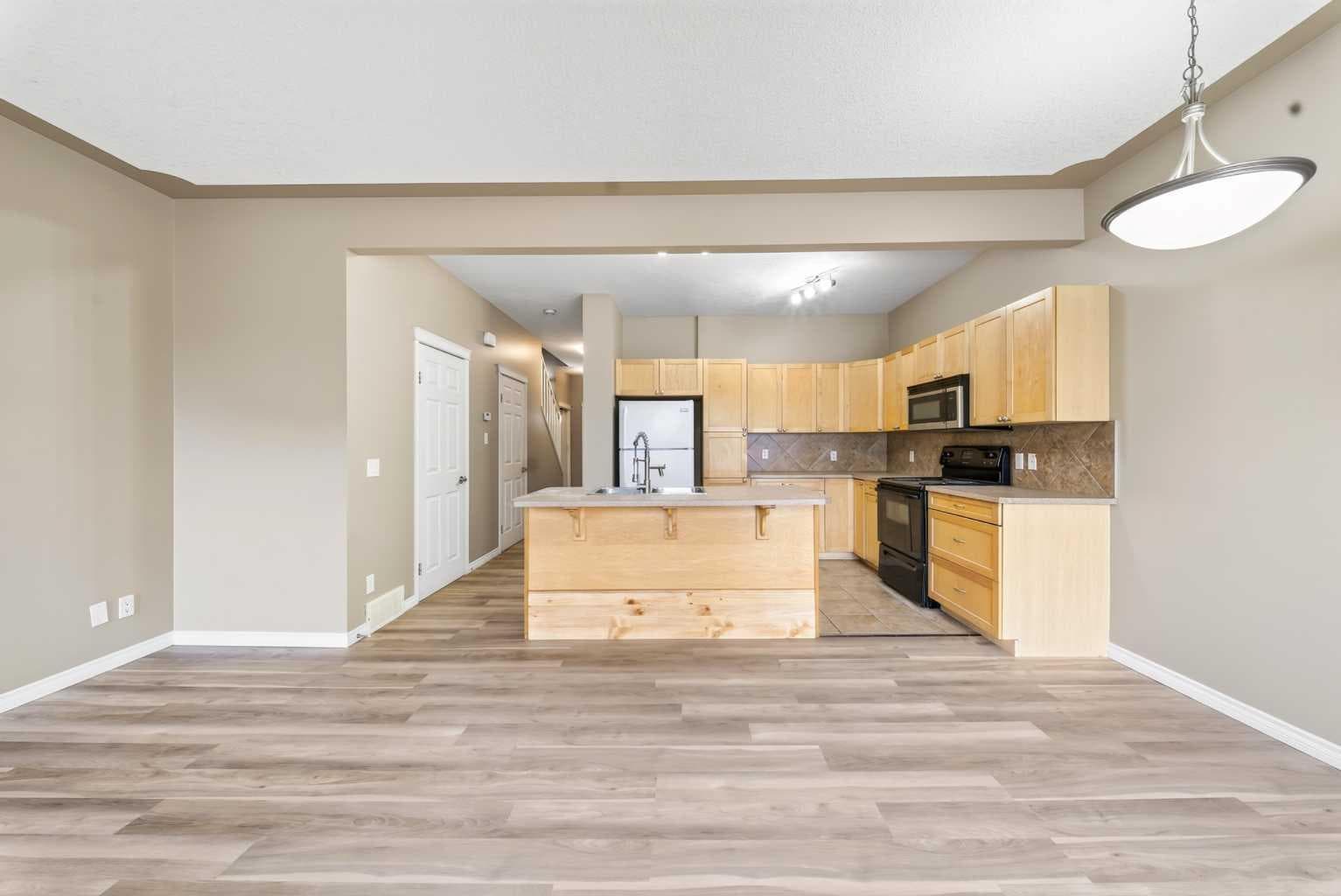 207, 620 Luxstone Landing SW