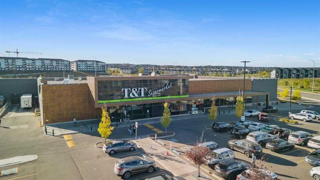 115, 40 Sage Hill  NW
