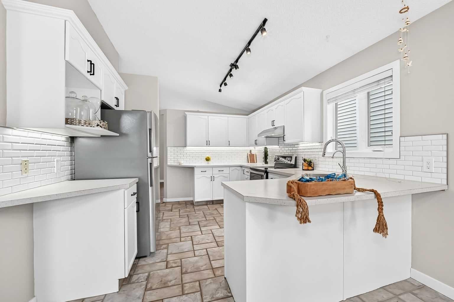3569 Douglas Woods Heights SE