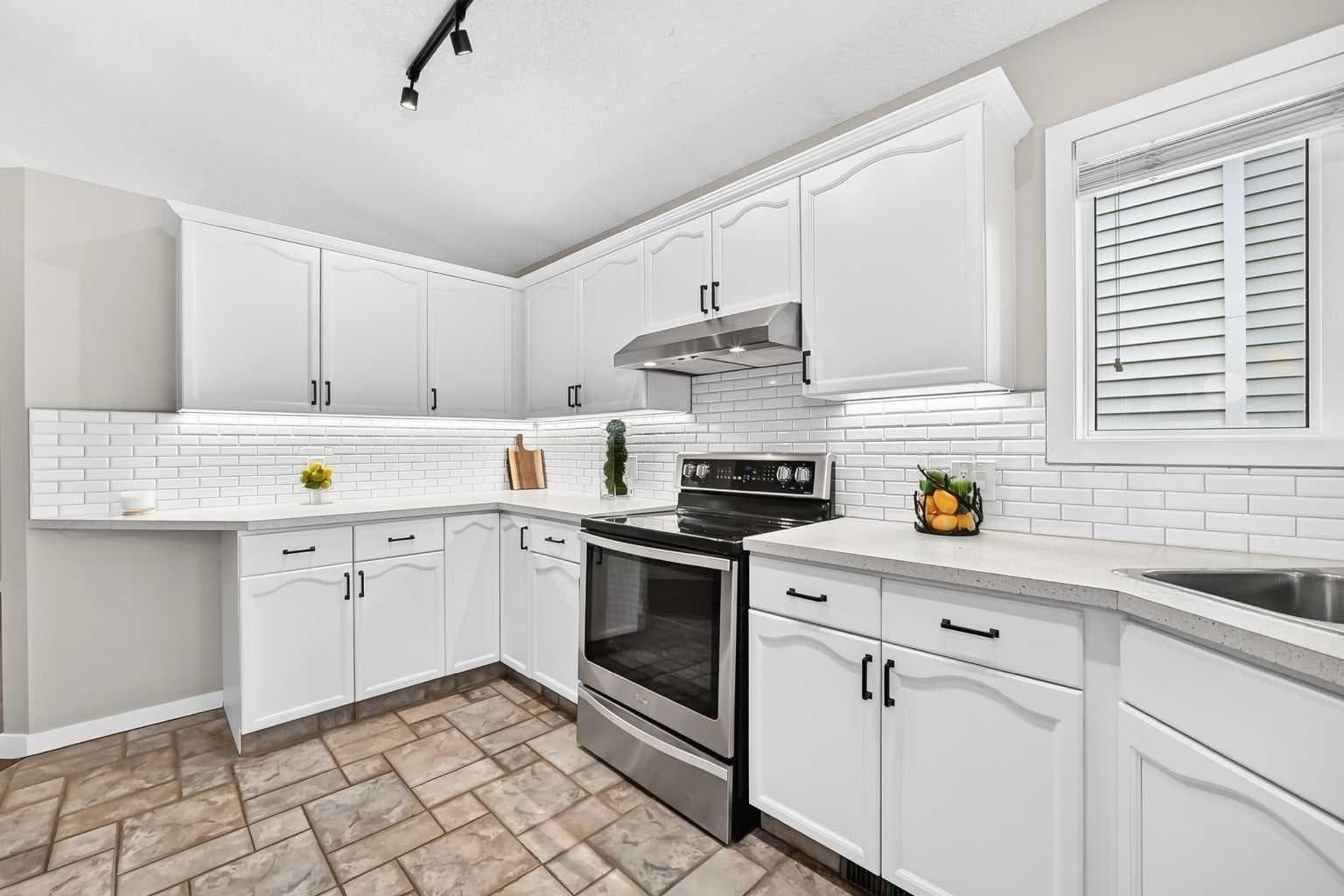 3569 Douglas Woods Heights SE