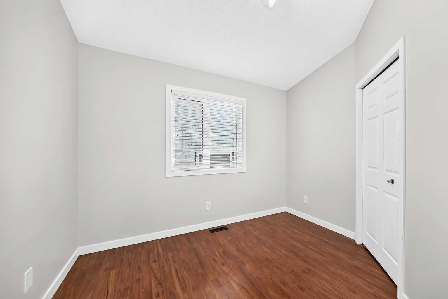 3569 Douglas Woods Heights SE