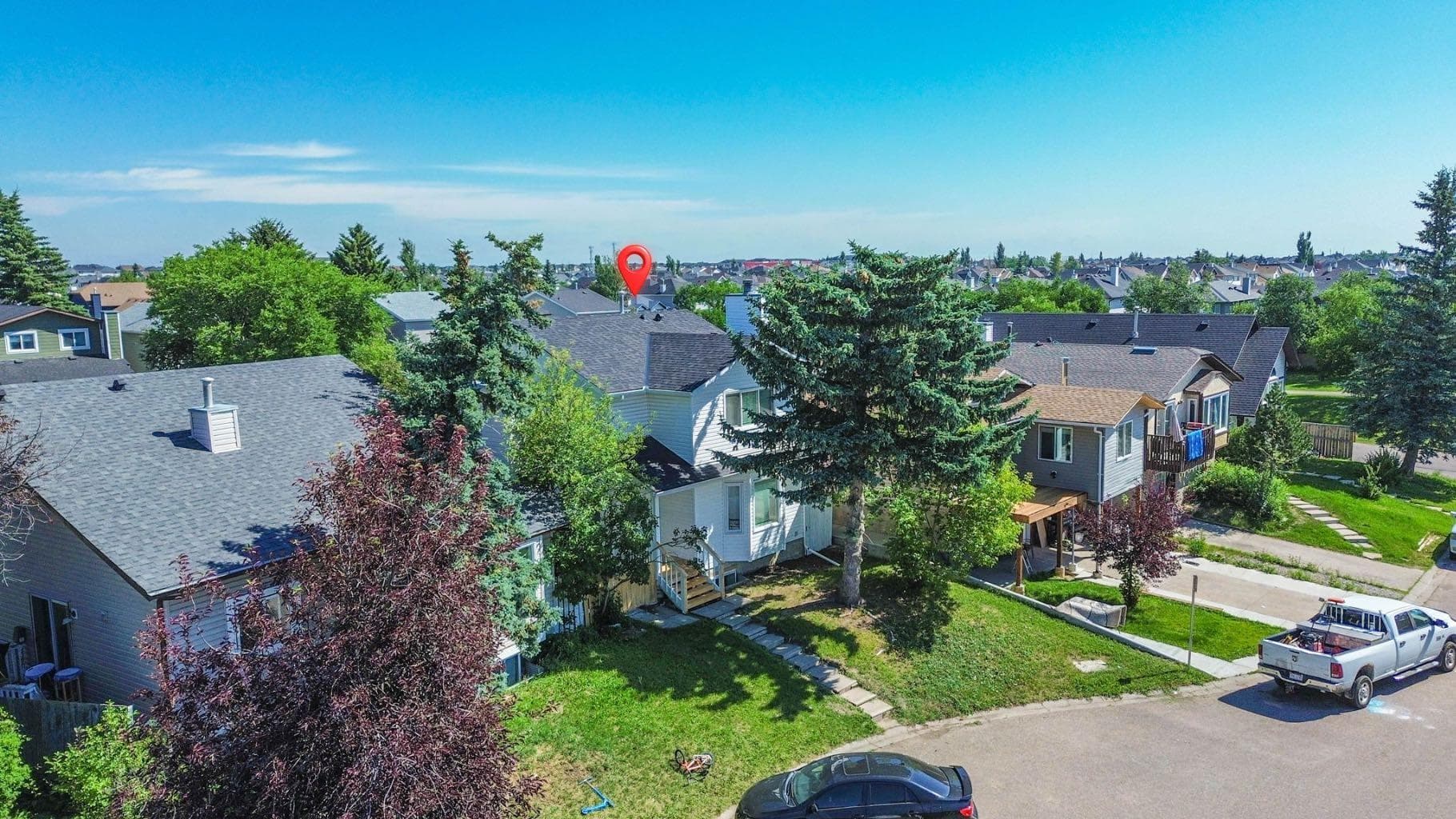 15 Taraglen Court NE