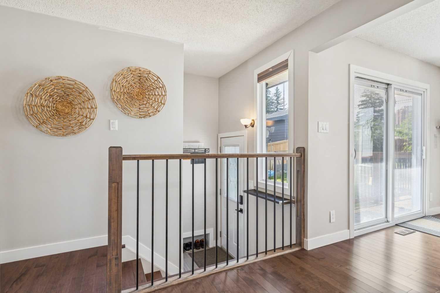 241 Allan Crescent SE