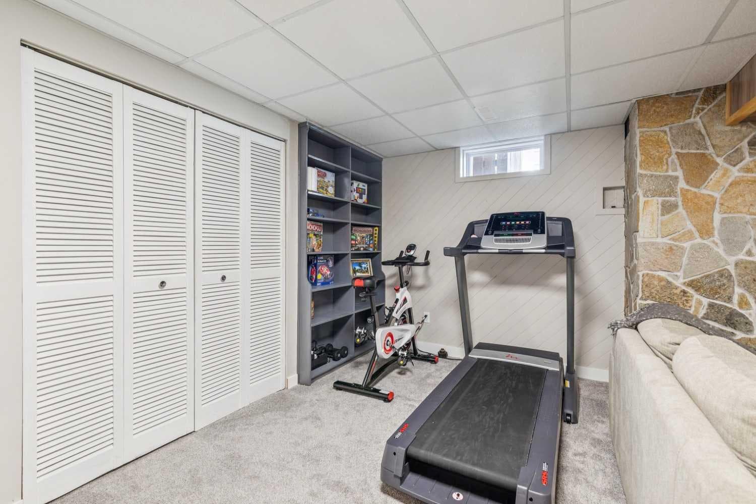 241 Allan Crescent SE
