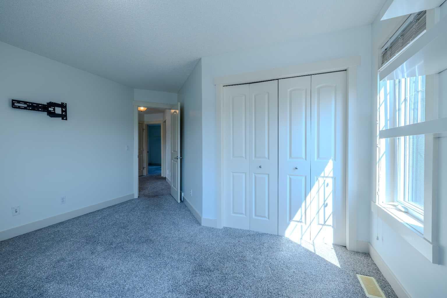 1835 Evergreen Drive SW
