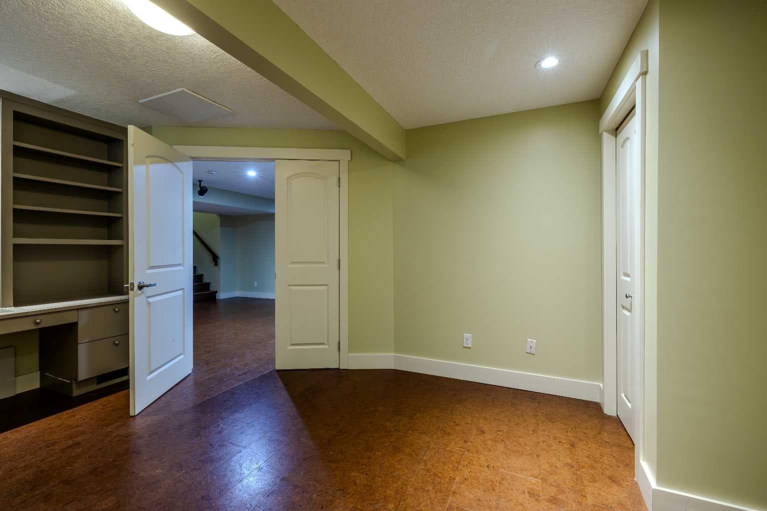 1835 Evergreen Drive SW