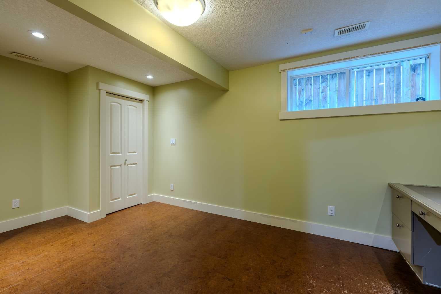1835 Evergreen Drive SW