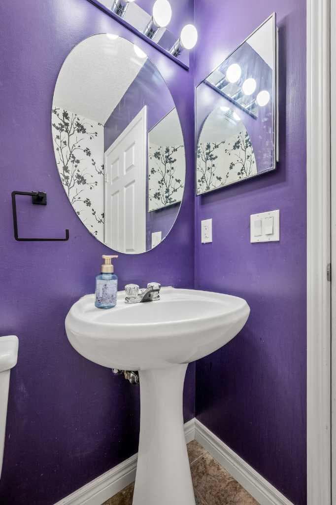 163 West Lakeview Passage 