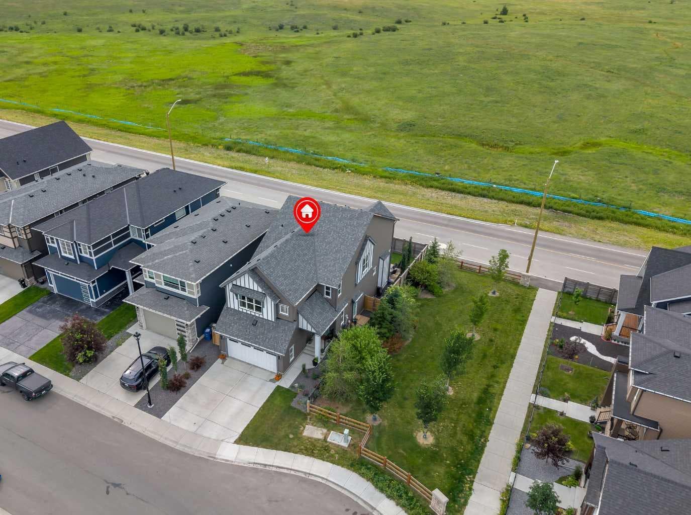 444 Lawthorn Way 