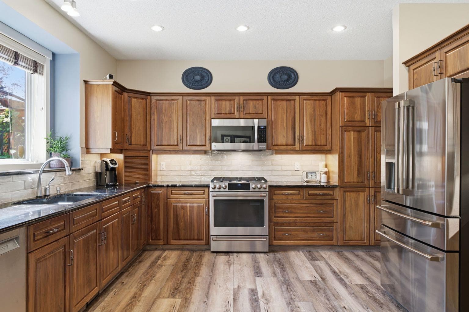 31 Chapala Close SE