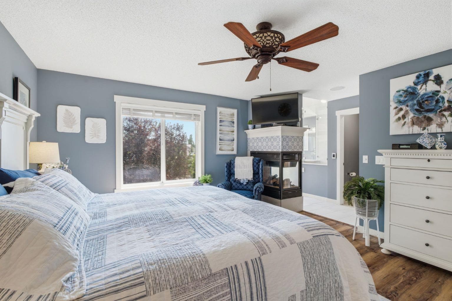 31 Chapala Close SE