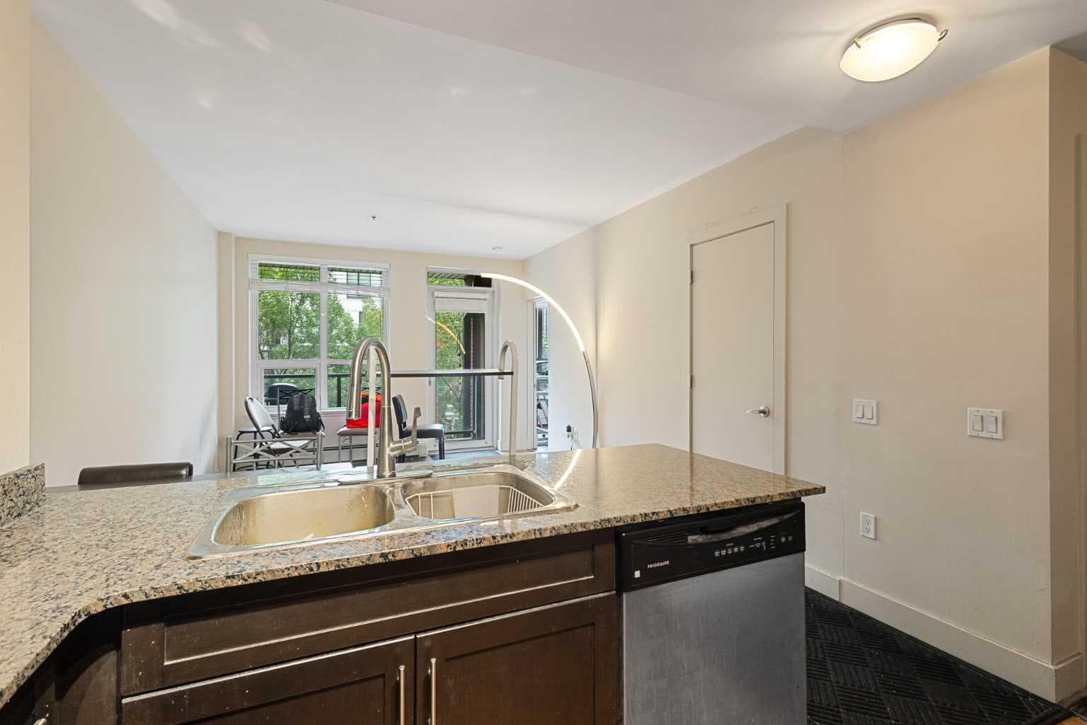 221, 955 MCPHERSON Road NE