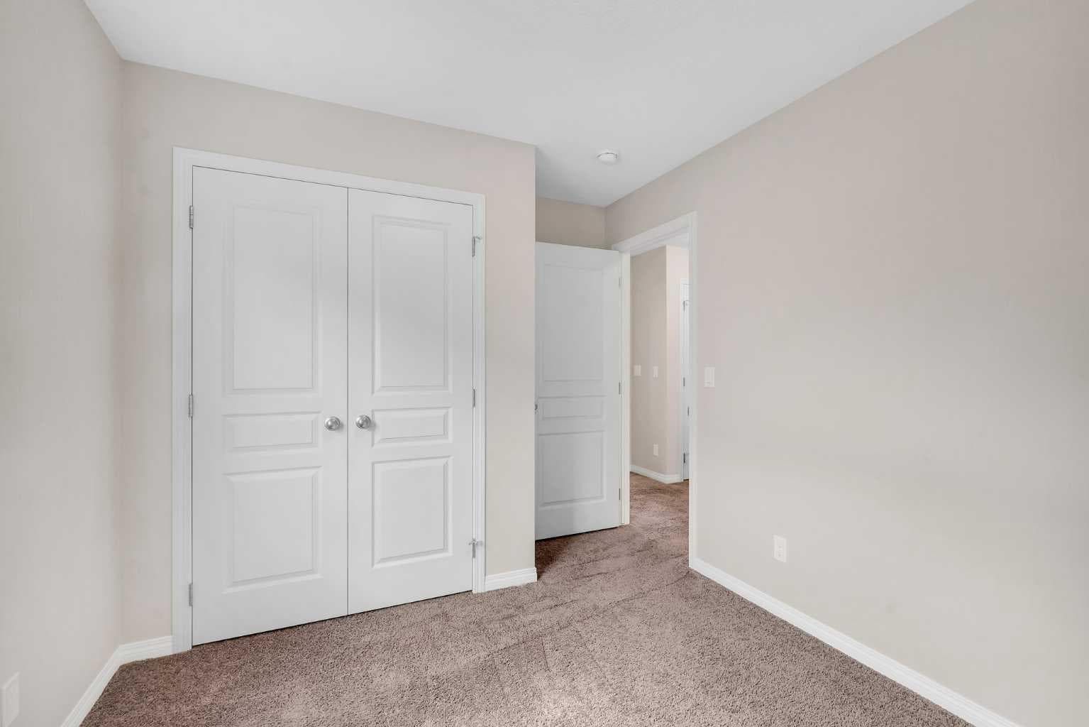 92 Legacy Glen Street SE